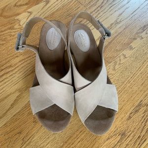 Clark’s cork wedge sandal. Size 7.